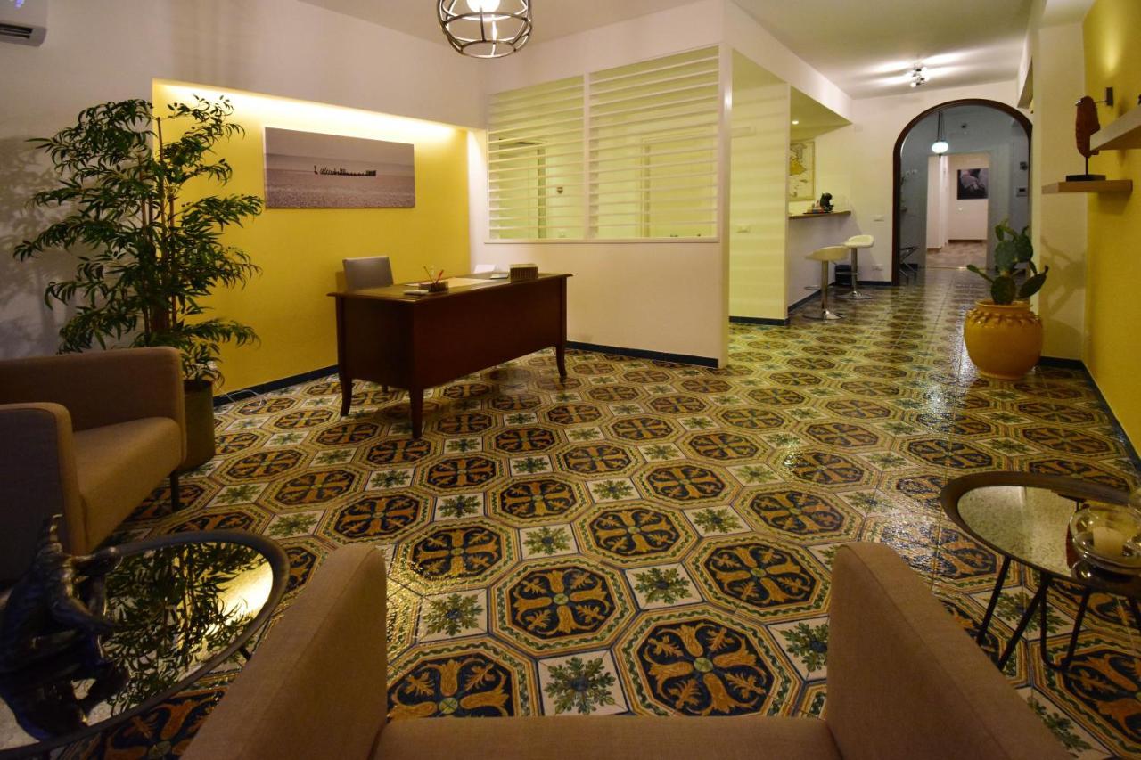 Le Stanze Del Grillo Acomodação com café da manhã Palermo Exterior foto